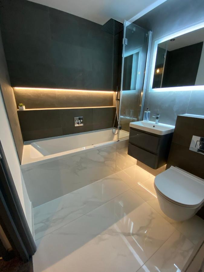 Beautiful Modern Cosy Central Apartment / Sleeps 4 Reading Dış mekan fotoğraf